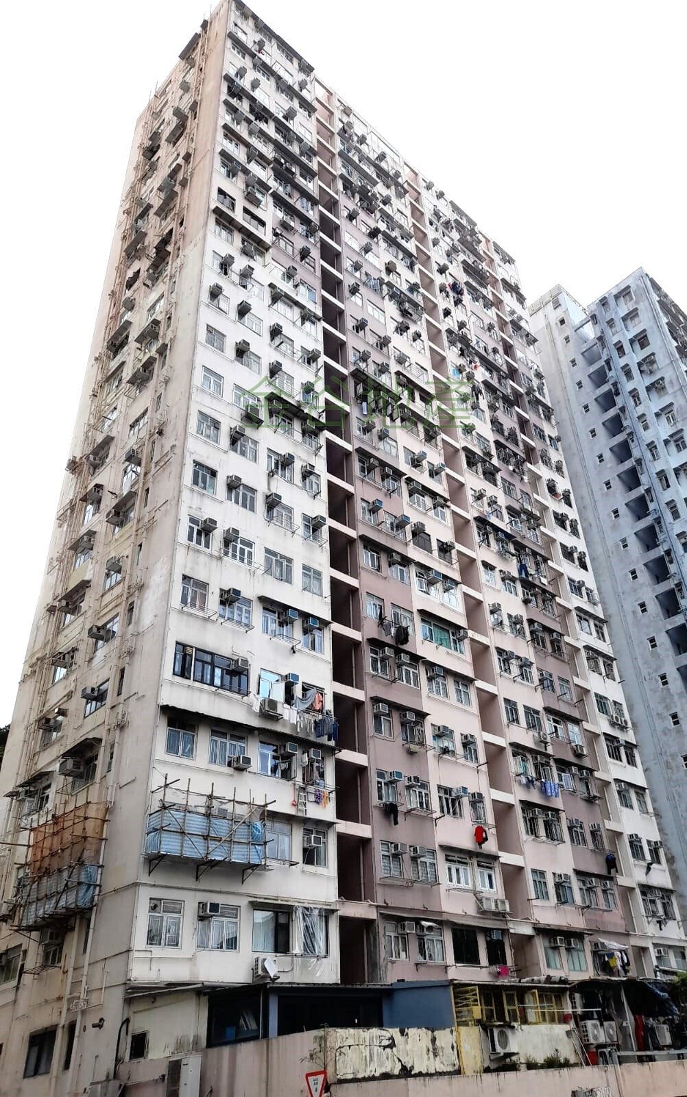 建業大樓售250萬(減價)