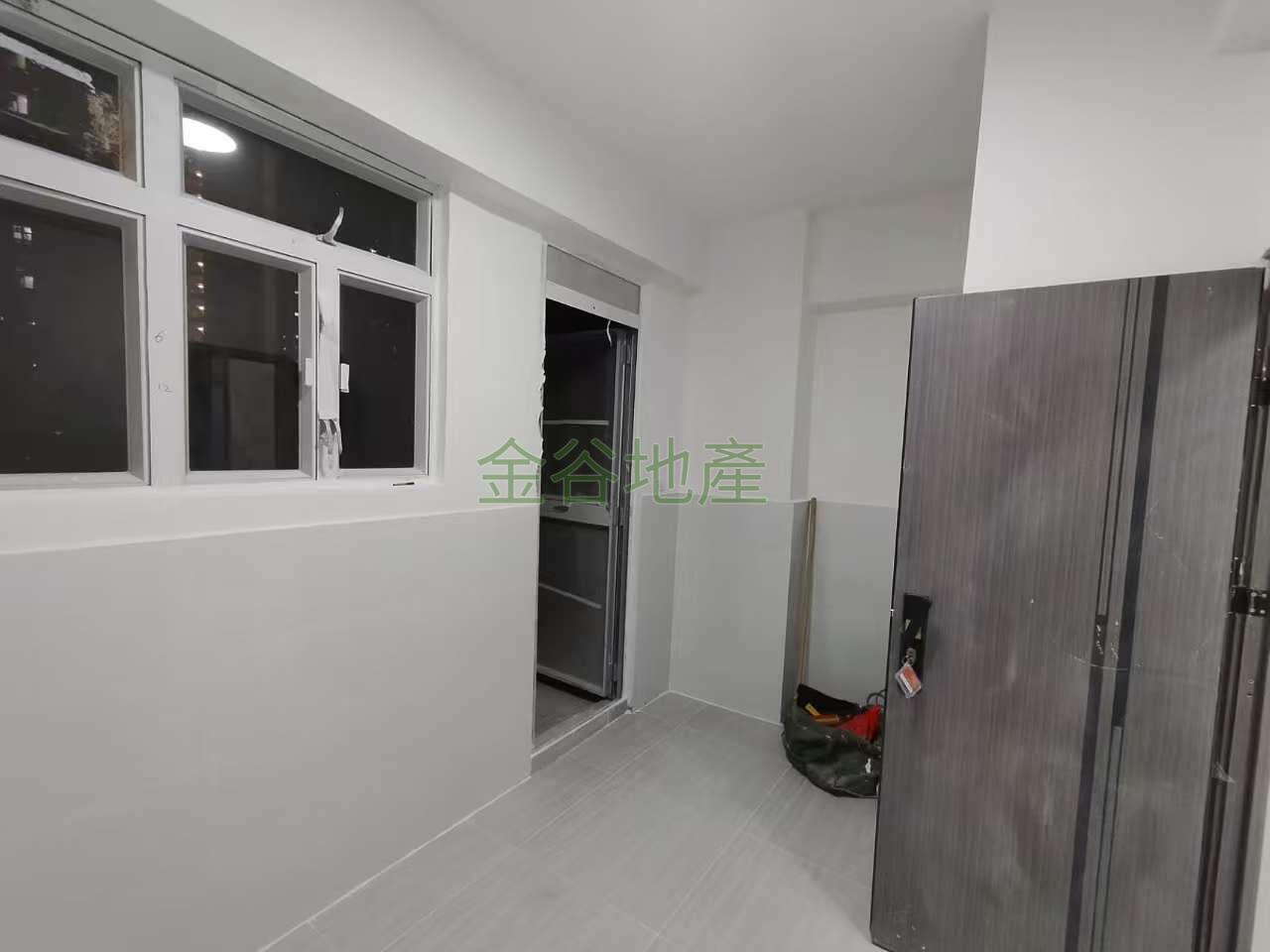 建業大樓連平台租14K