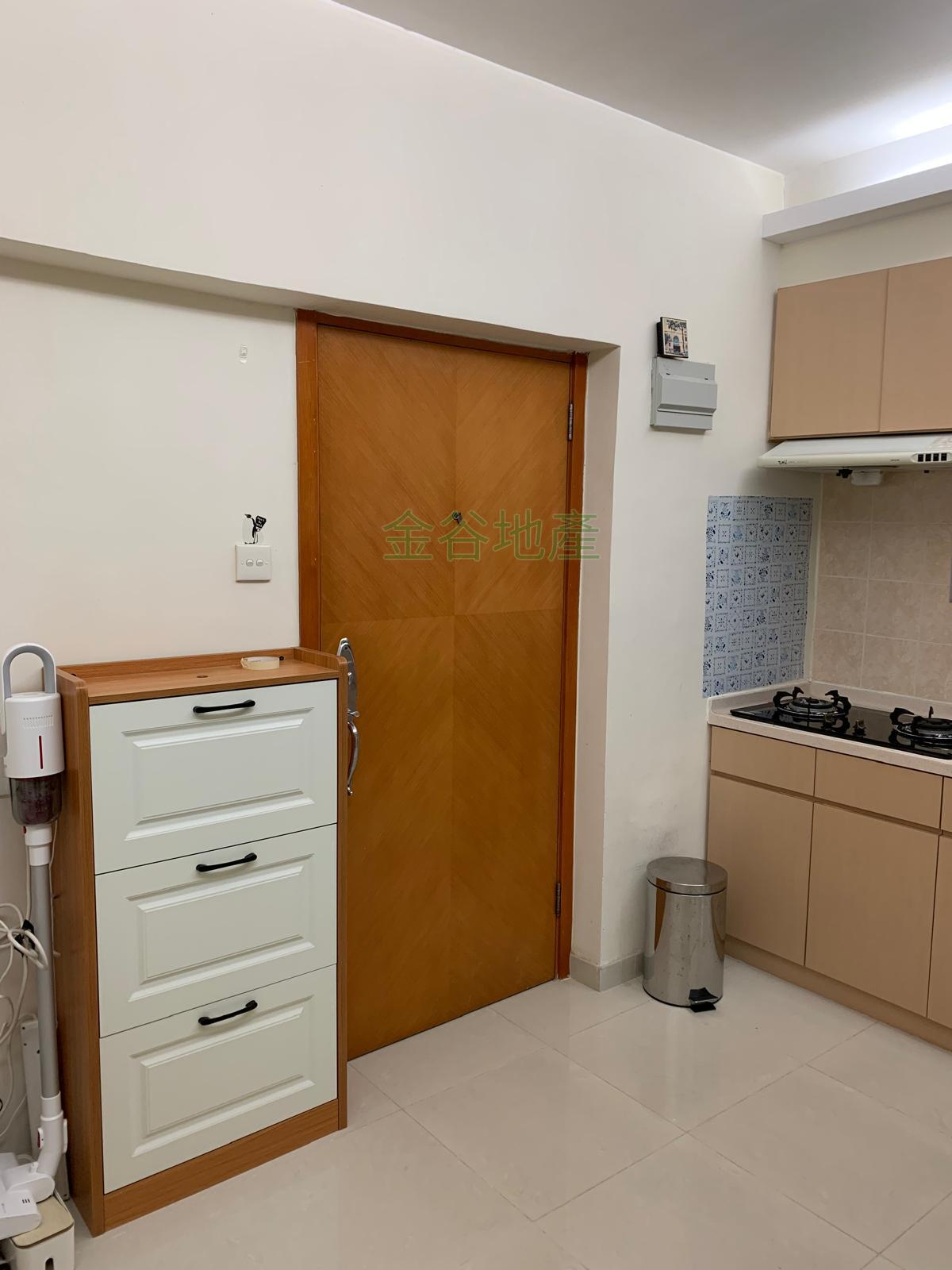 建業大樓售248萬