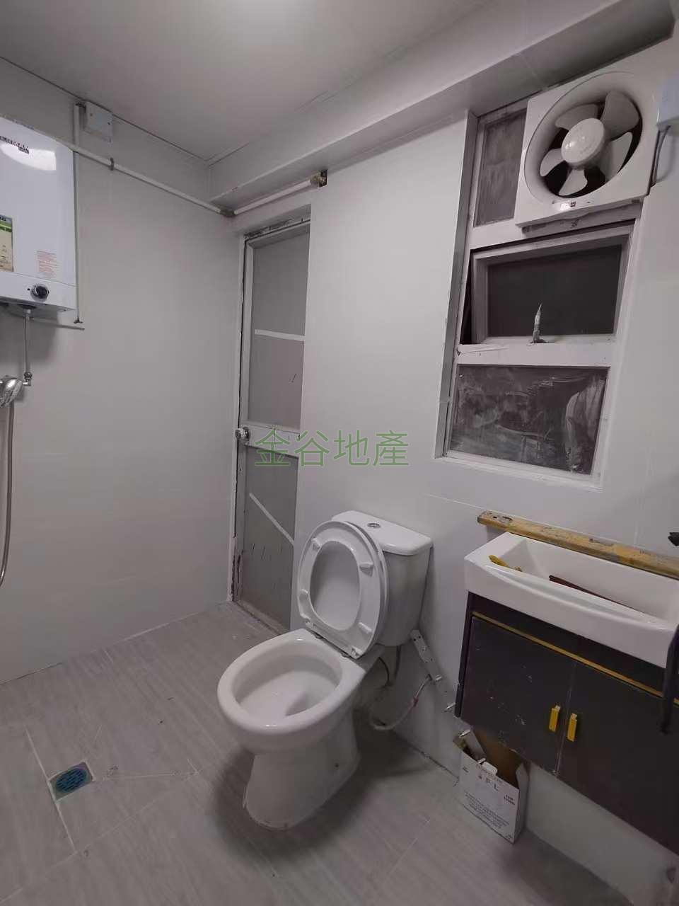 建業大樓連平台租14K/售310萬